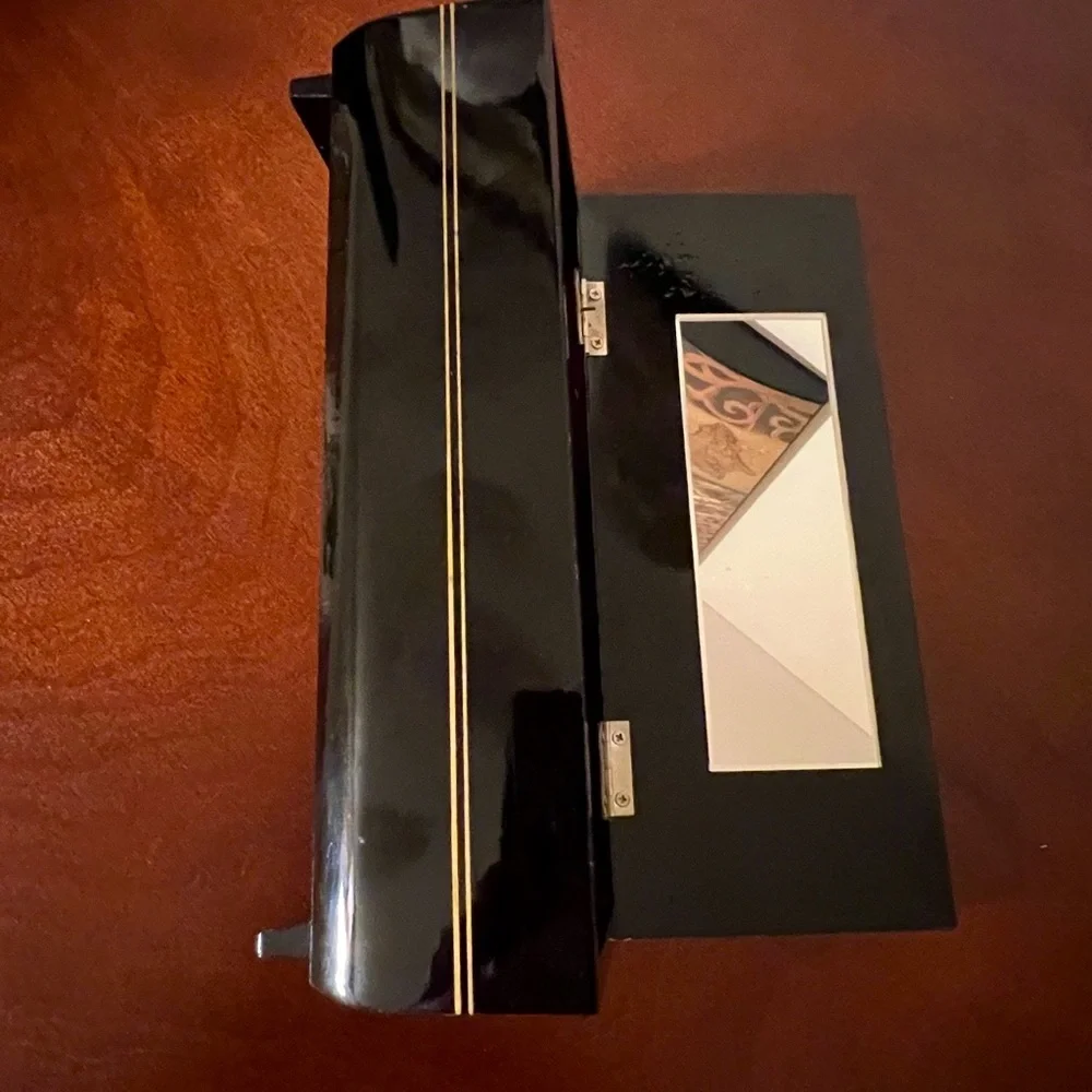 Japanese Vintage Fuji Black Lacquer Music Jewelry Box with Mirror inside.